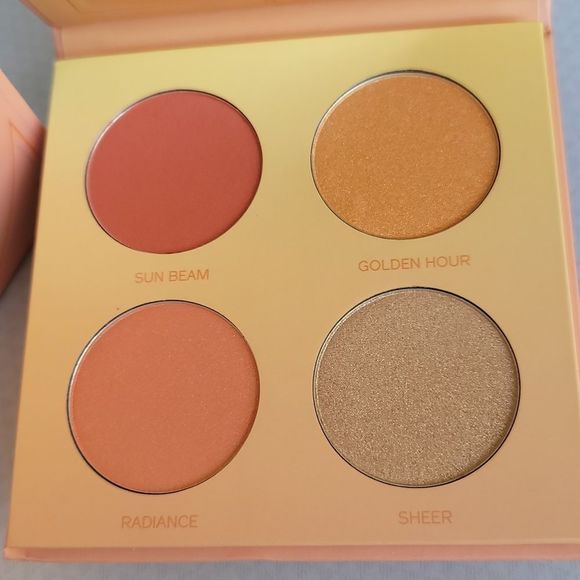 Hipdot Sun Goddess 4 Shade Face Palette - Picture 3 of 8